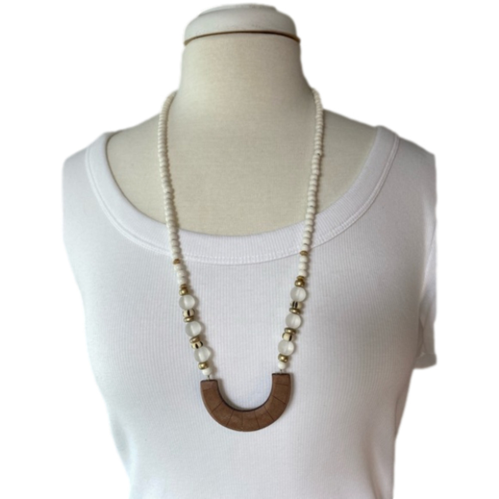 Plunder Women's White Beaded Brown WoodNecklace Neutral Basic Staple Casual